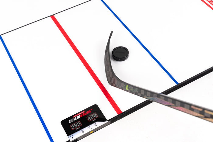 SuperDeker Competition with hockey stick, puck and scoreboard